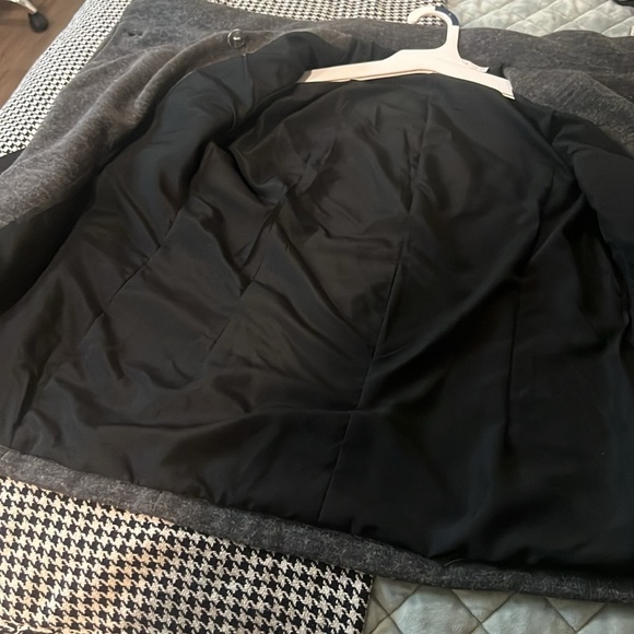 Fabletics jacket - Picture 4 of 7